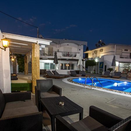 Toula'S Apartments Faliraki Extérieur photo