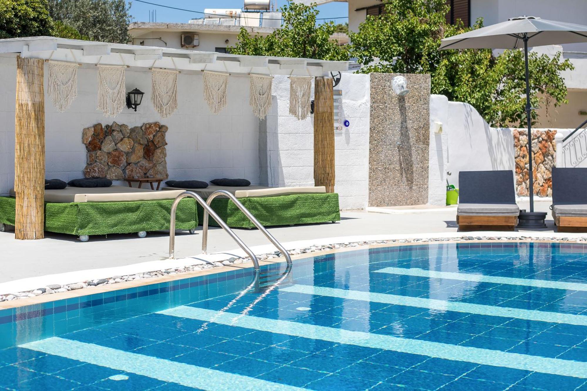 Toula'S Apartments Faliraki Extérieur photo
