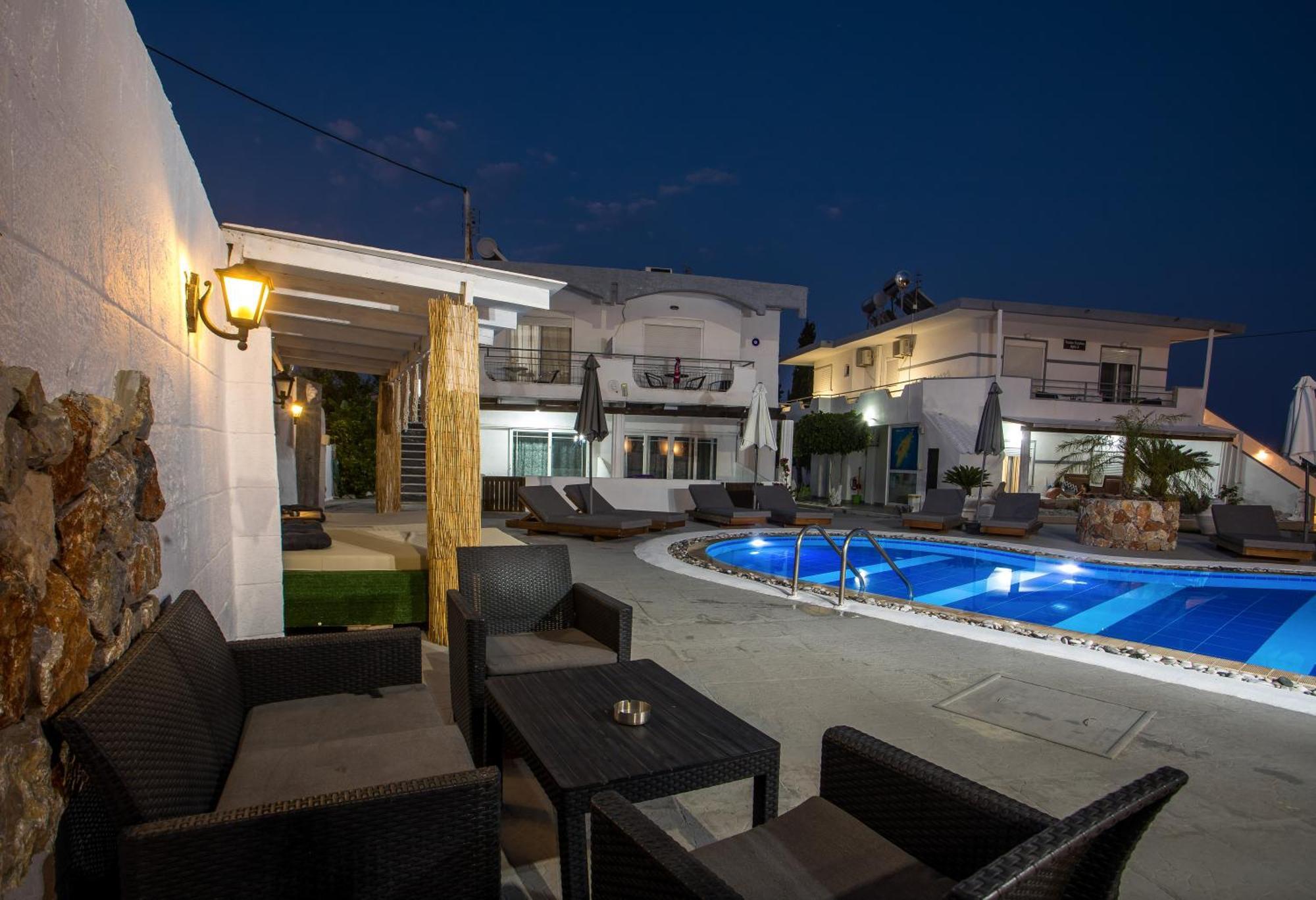 Toula'S Apartments Faliraki Extérieur photo